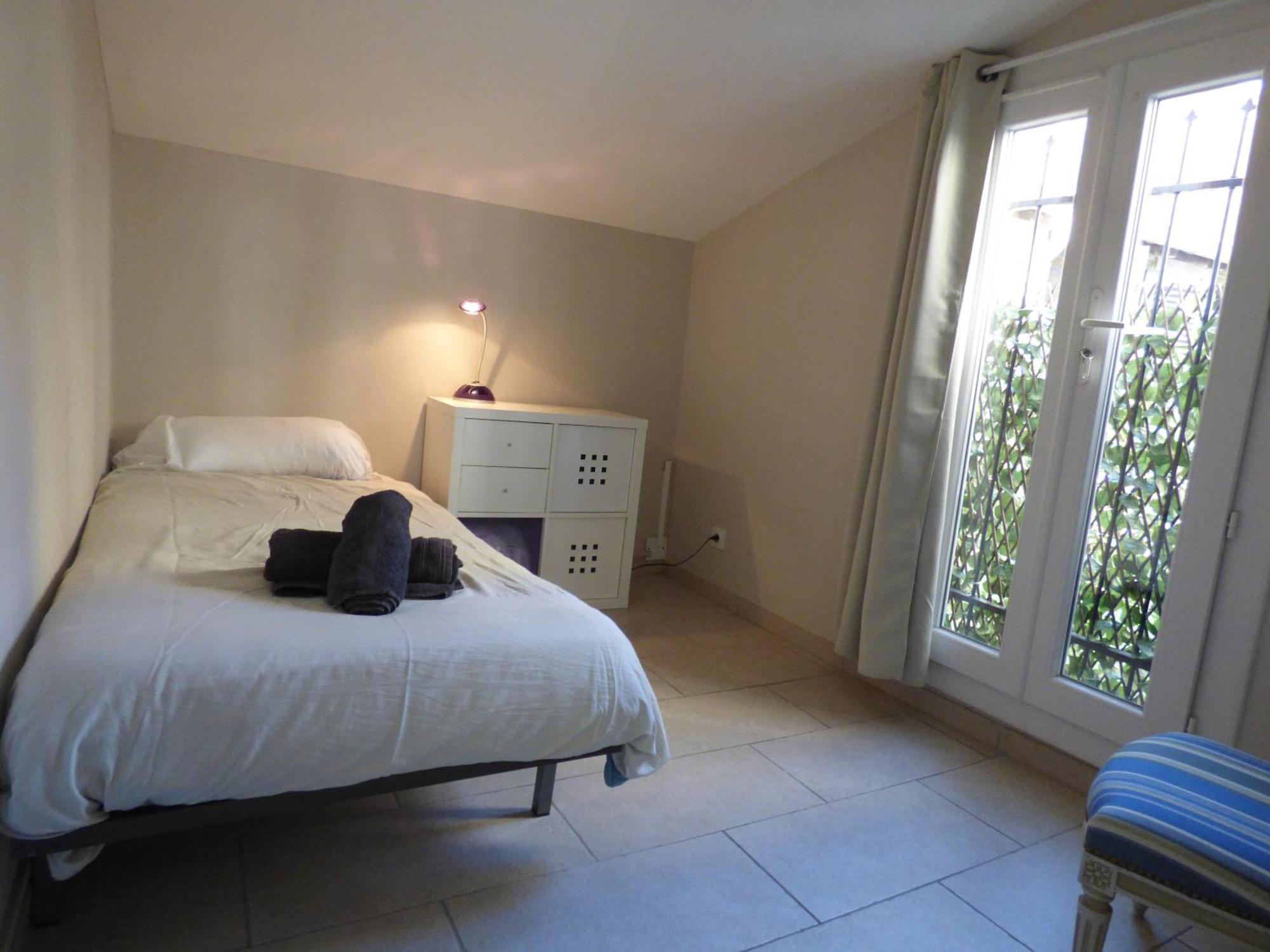 Saëns 2-T4 de plein pied avec balcon - Garage privé optionnel - Centre historique et plages à 16km ! Béziers Exterior foto